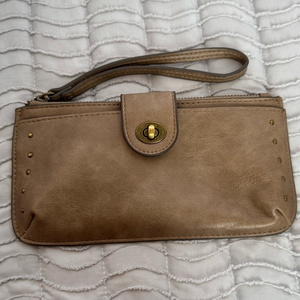 Maurices wristlet wallet
